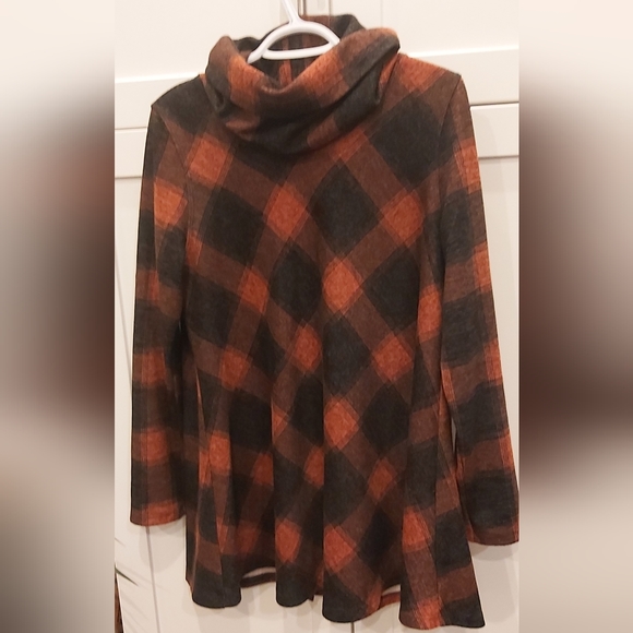 Soft Works plaid cowl neck tunic - Picture 2 of 8